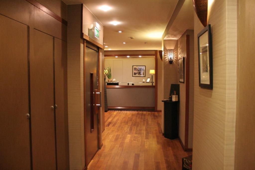 Hotel George 3*